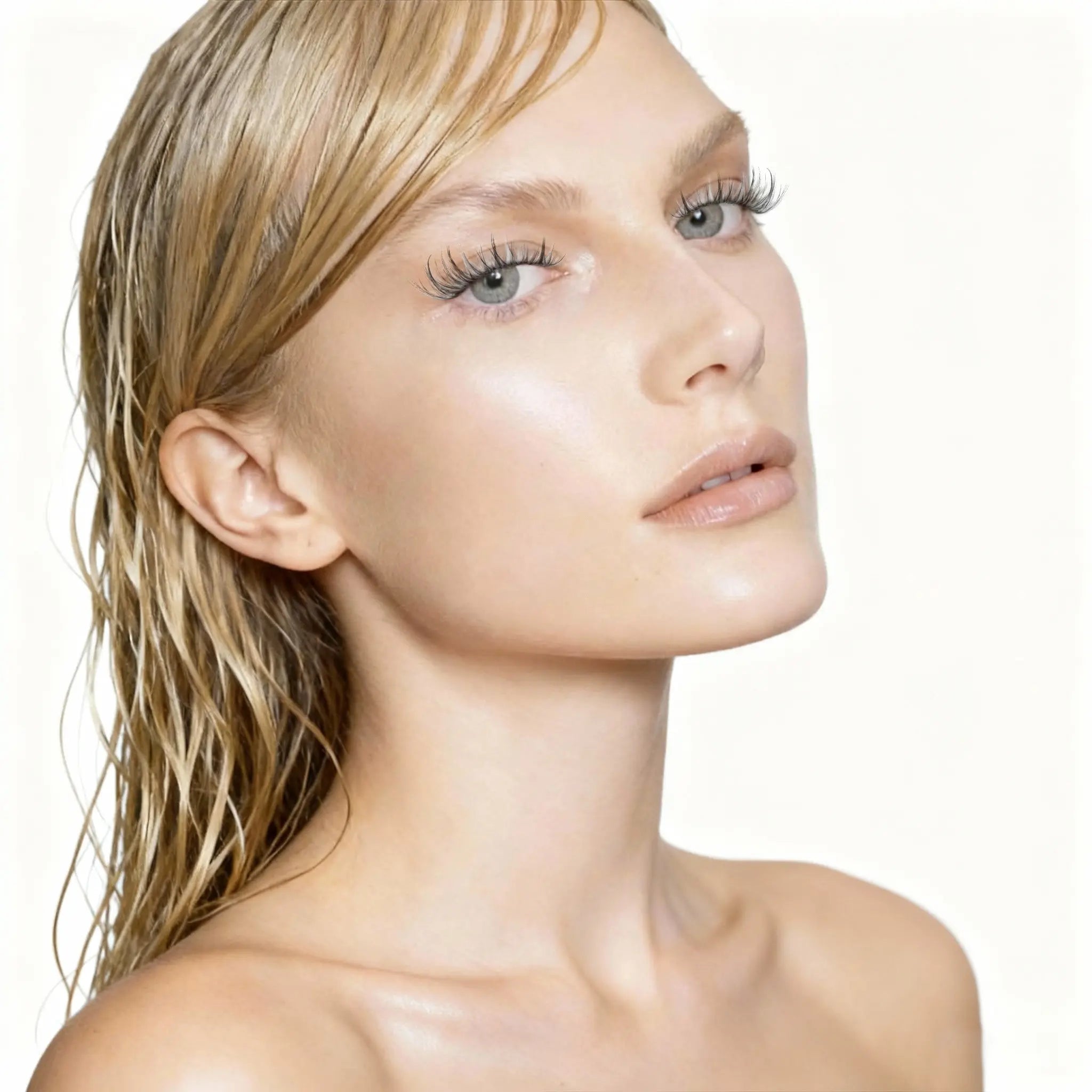 OKAYLOVE® Frost Eyelash Clusters Kit OKAYLOVE