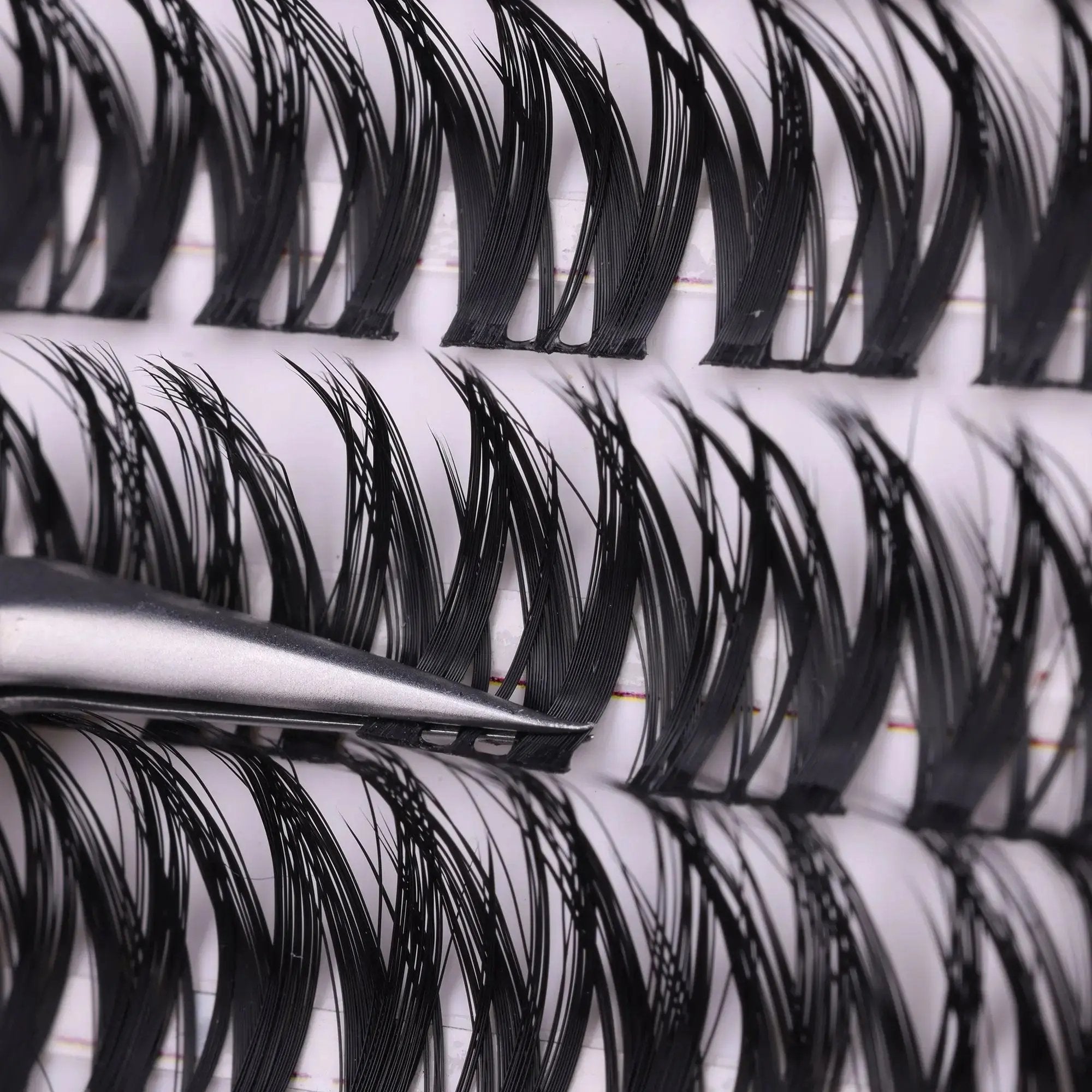 OKAYLOVE® Flora Luxe Eyelash Clusters Kit OKAYLOVE